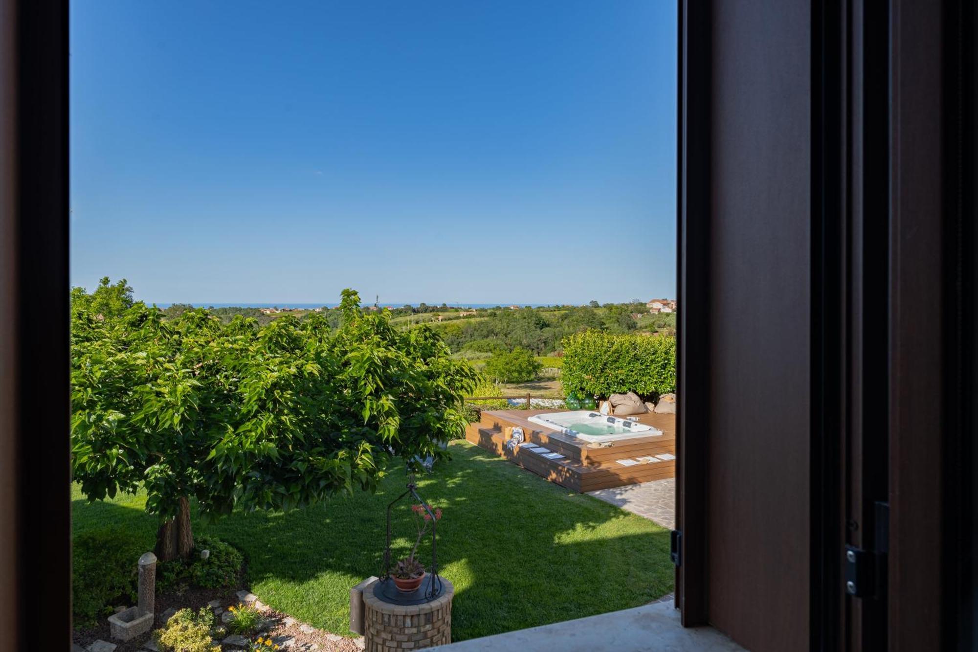 Villa Carulli - Yourplace Abruzzo Villa Caldari Bagian luar foto